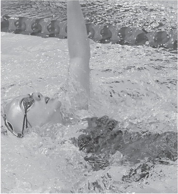 Swimmers have no trouble with the Red Robins