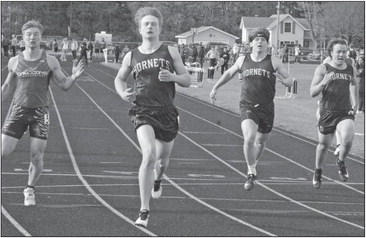 Colby boys, girls sweep Gilman Invite