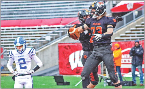 Stratford football captures the Division 6 state title