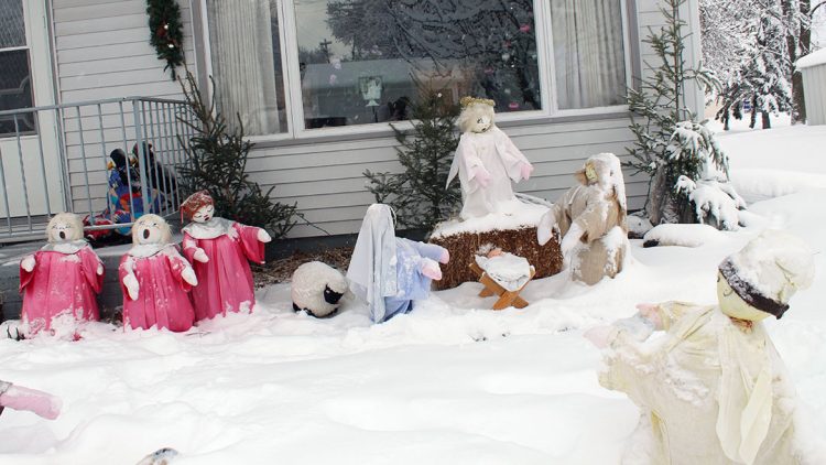 Handmade nativity sets the scene for Christmas