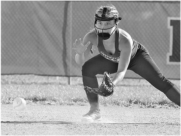 Medford softball takes two from Rib Lake