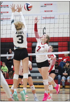 Spencer volleyball has busy week