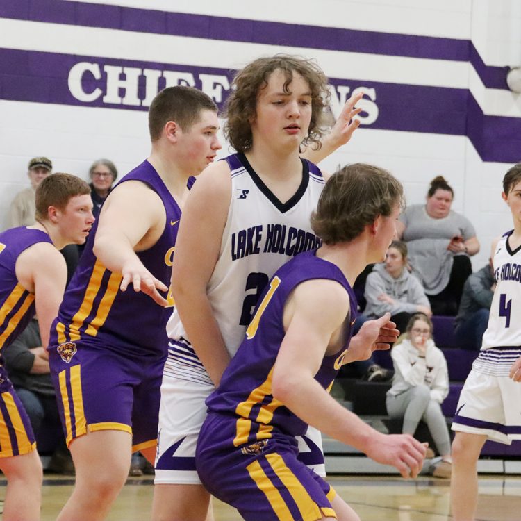 Chieftains fall in week’s action against the league