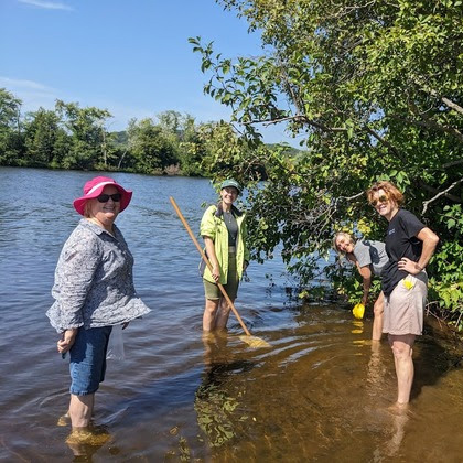 Make a snapshot on state waters for invasive species