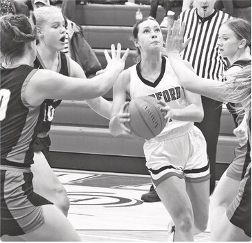 This time, Raiders hold off big comeback by Rhinelander