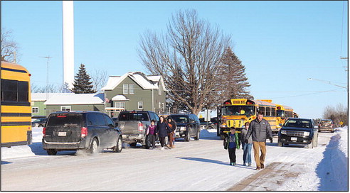 Greenwood Elementary responds to  report of bomb at school