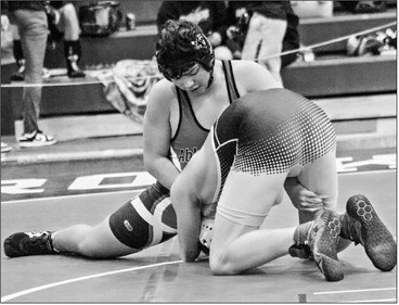 Co-op wrestlers take on best in Cloverbelt