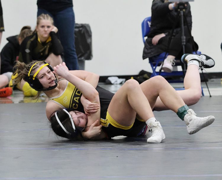 Cadott crowns two girl champions at Regionals