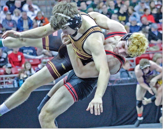 Pair of A/C wrestlers face best in state