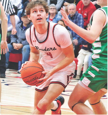 Slow start costly for Medford in  GNC title battle with Hodags